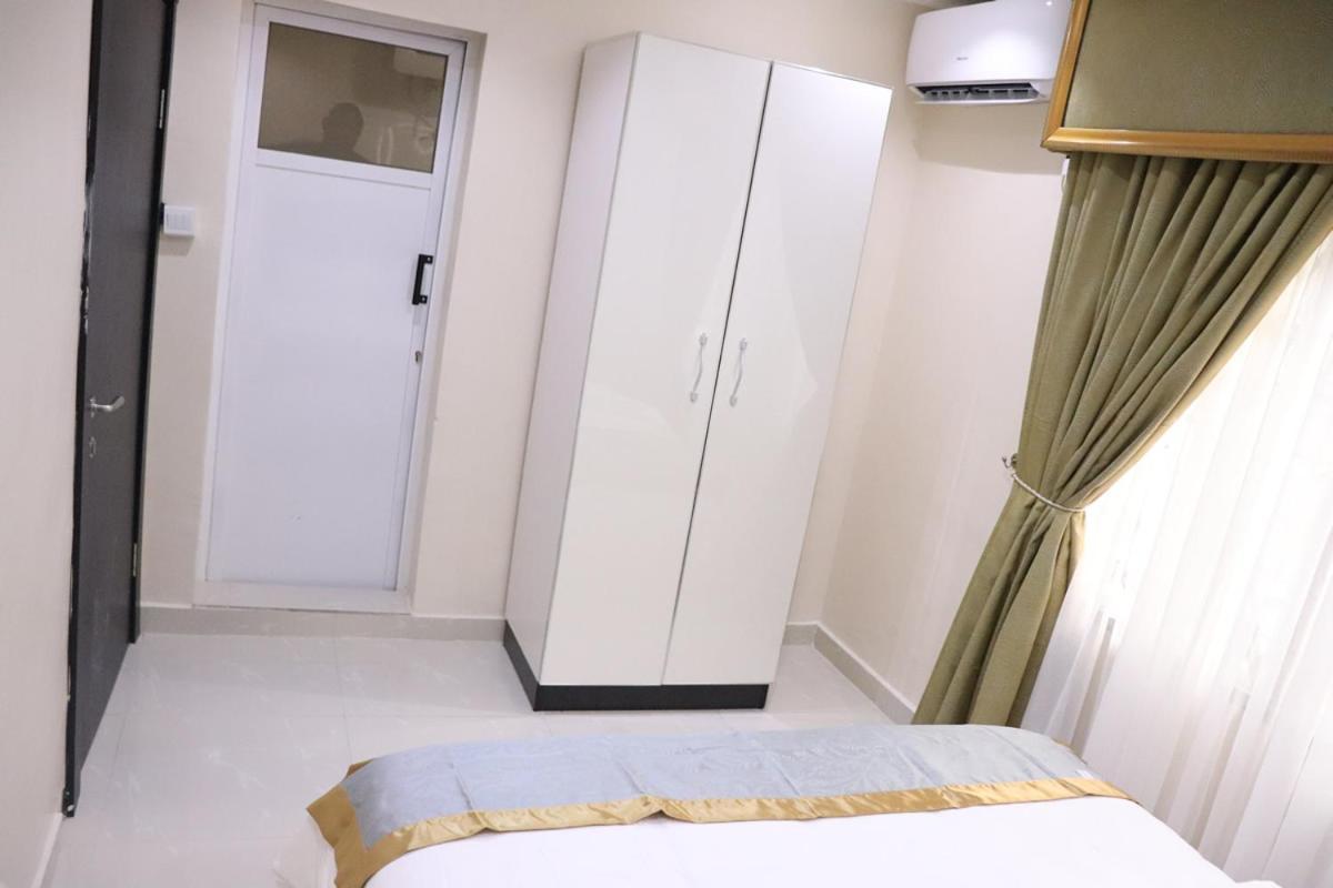 Appleville Suites Ikeja Ngoại thất bức ảnh