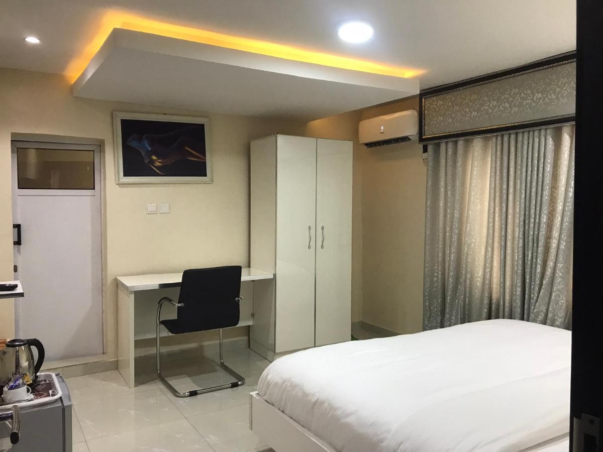 Appleville Suites Ikeja Ngoại thất bức ảnh