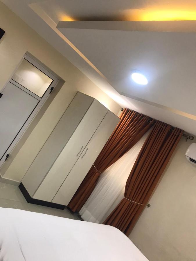 Appleville Suites Ikeja Ngoại thất bức ảnh