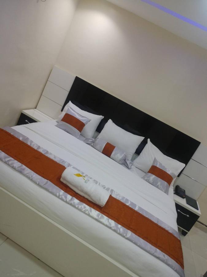 Appleville Suites Ikeja Ngoại thất bức ảnh