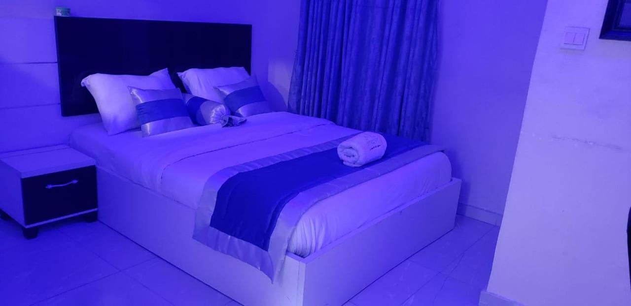 Appleville Suites Ikeja Ngoại thất bức ảnh