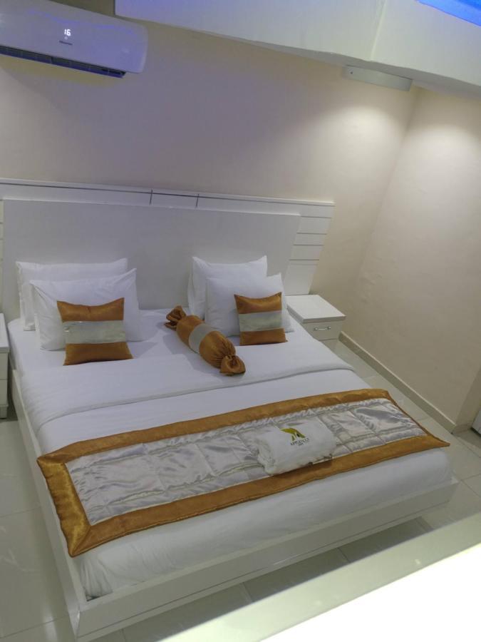 Appleville Suites Ikeja Ngoại thất bức ảnh