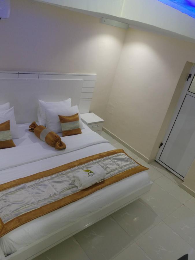 Appleville Suites Ikeja Ngoại thất bức ảnh