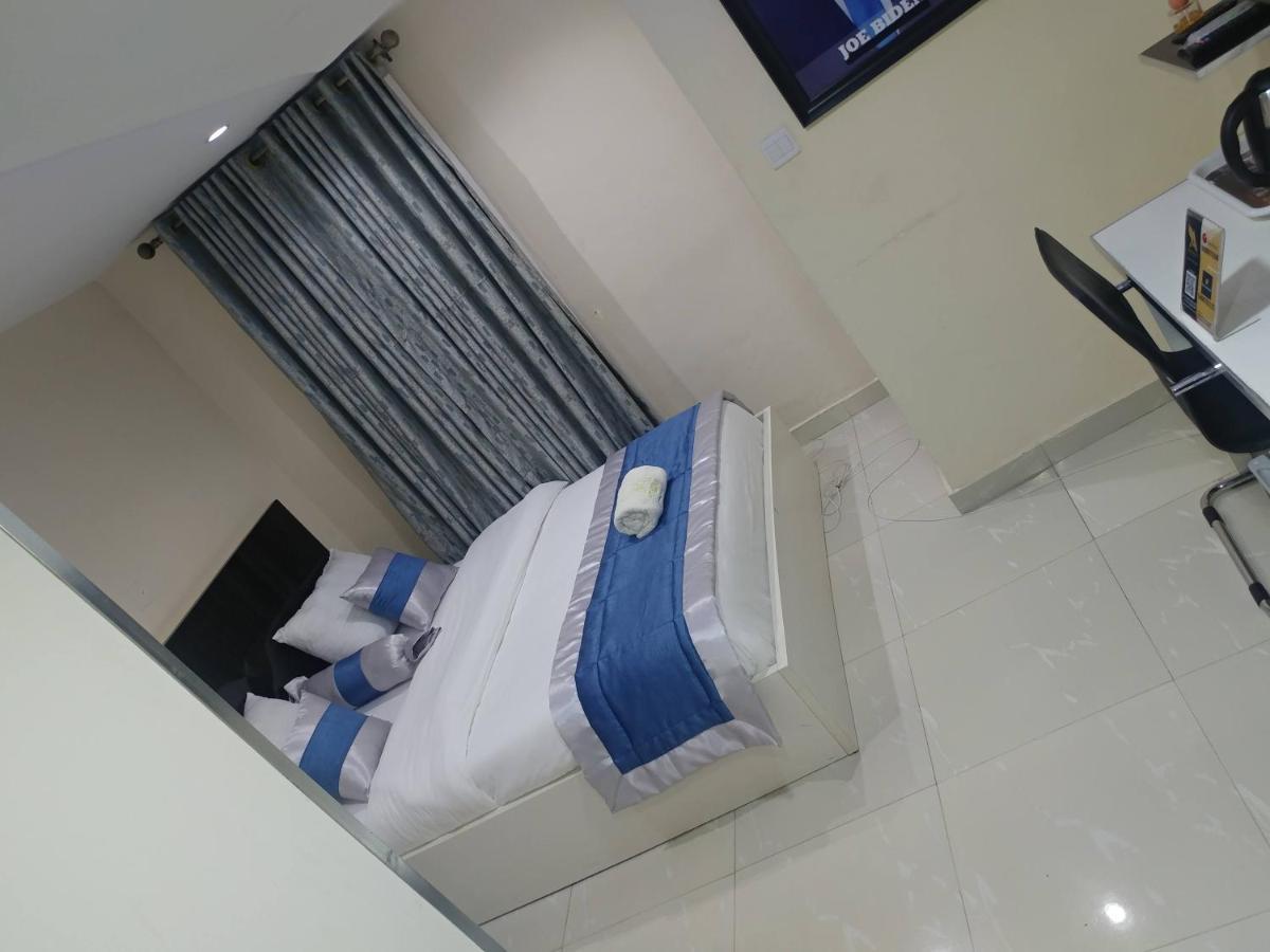 Appleville Suites Ikeja Ngoại thất bức ảnh